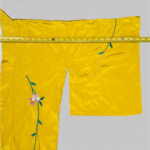 Vintage Japanese Kimono Yellow Gold Silk Satin Embroidered Peony Kosode Robe - Picture 6 of 15
